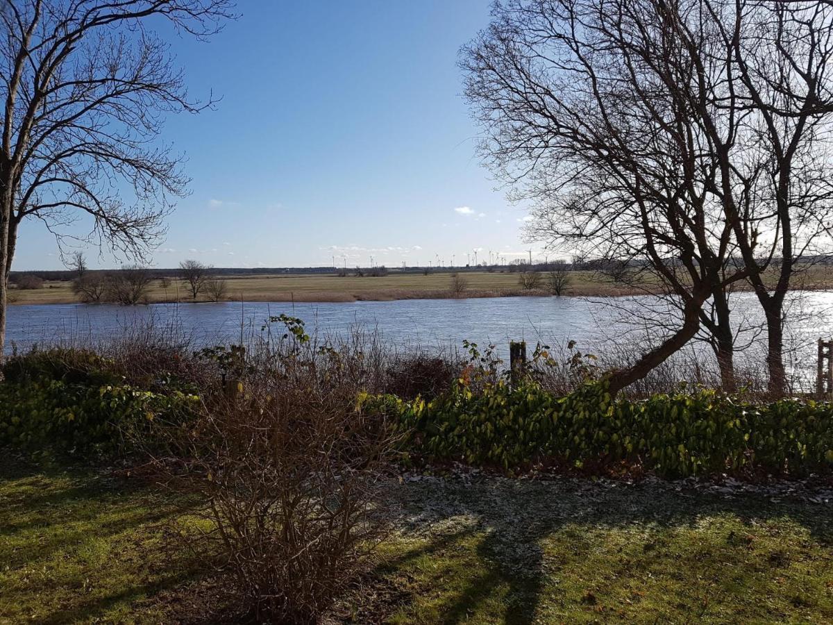 Villa Elbblick Mit Garten Tangermuende Luaran gambar